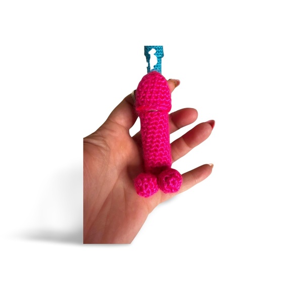 🍆BUY NOW🍆Handmade Cheeky Crochet Chapstick Holder Keychain - Picture 7 of 10